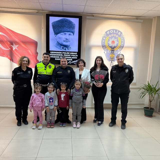 Tireli miniklerden Bayındır Emniyetine anlamlı ziyaret