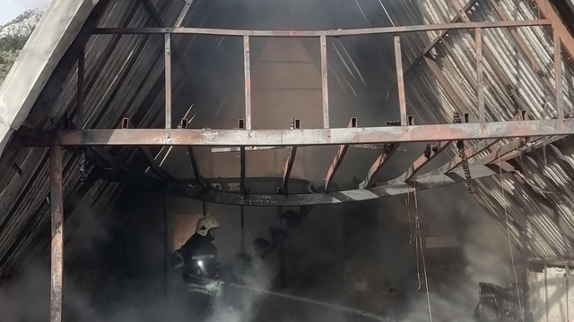 Fethiye'de bungalov ev yangını