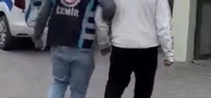 İzmir'de trafikte aracın önünü kesen sürücüye ağır ceza