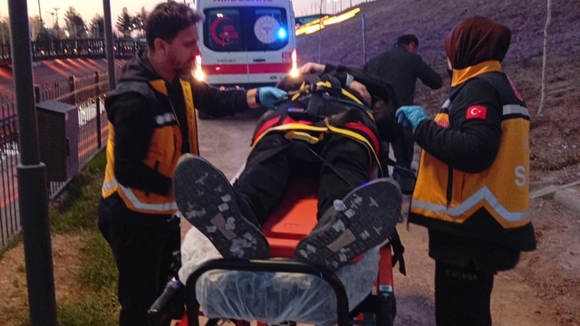 Batman merdivenden düşen bir kişi hastanelik oldu