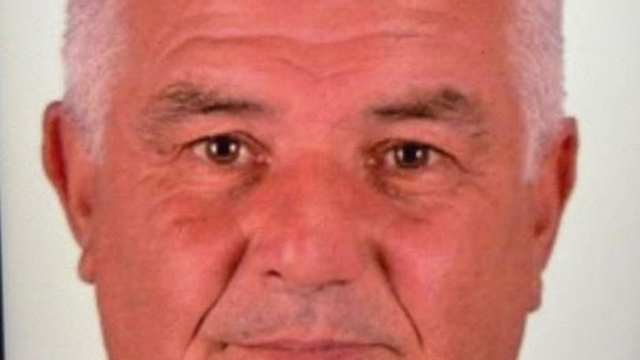 Otomobilin çarptığı bisikletli hayatını kaybetti