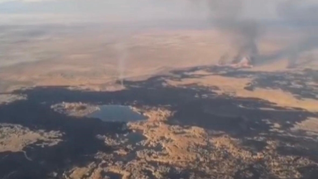 Sultan Sazlığı'nda çıkan yangın 3 günde kontrol altına alındı
Geniş alana yayılan yangının son hali havadan görüntülendi