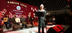 Selimiye Meydanı'nda "Karagöz Musikisi Hayal Şarkıları" seslendirildi