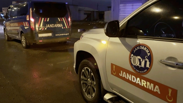 Aksaray'da 3 çocuk 1 genci darp edip bıçakla ağır yaraladı: 1 tutuklama