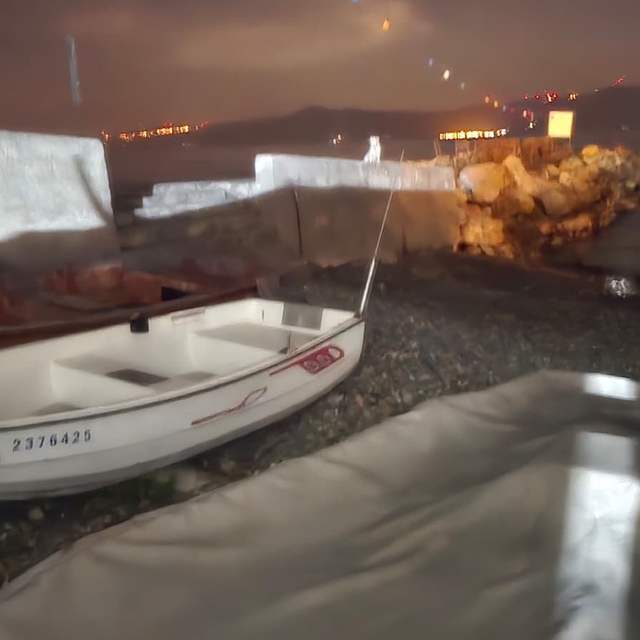 Bursa'da tekne battı: Baba ve oğlu kurutulu