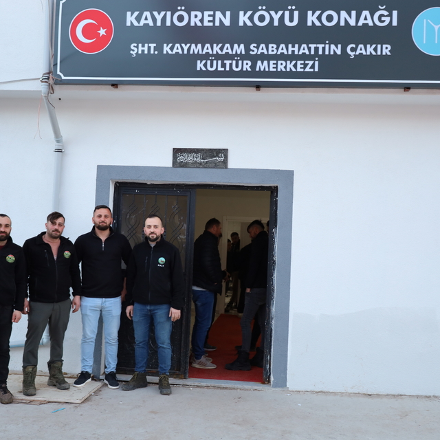 Kayıören köyü sakinleri iftar sofrasında bir araya geldi