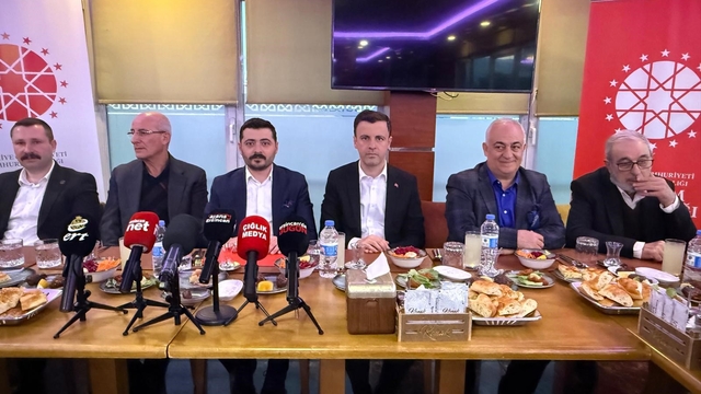Erzincan basını İletişim Başkanlığı'nın iftar programında buluştu