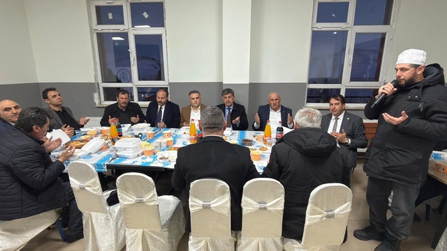 Otlukbeli'nde şehit yakınları, gaziler ve vatandaşlar iftar programında buluştu