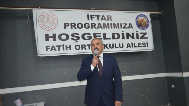 Selendi'de eğitim camiası aynı sofrada buluştu