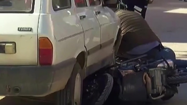 Otomobil ile motosiklet çarpıştı: 1 yaralı