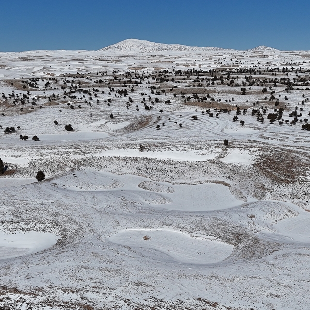 Toroslar 'da obruklar karla doldu