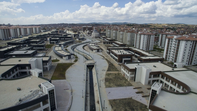 Ege'nin kalbi Uşak'a 23 yılda 135 tesis kazandırıldı