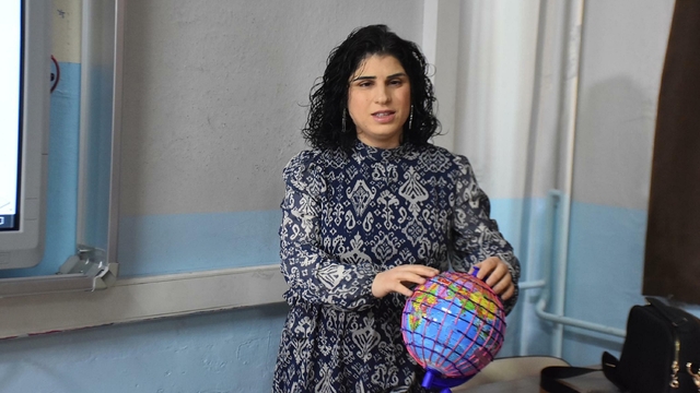 Görme engelli Seda öğretmenden 'Dünya parmaklarının ucunda' projesi