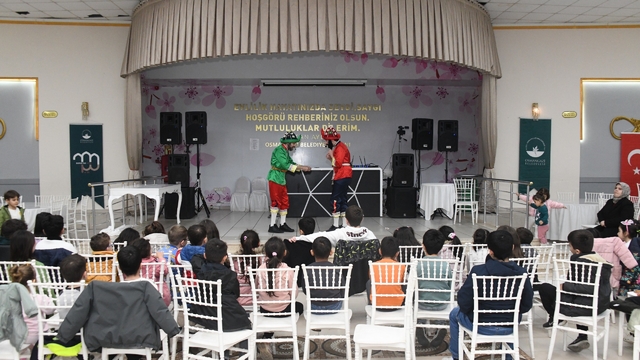 Osmangazi'de Ramazan akşamları kültür ve sanatla şenleniyor
Osmangazi'de Ramazan akşamlarına nostaljik dokunuş