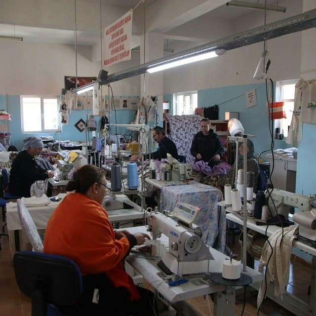 Emekli olunca köşesine çekilmedi, kadınlara umut oldu