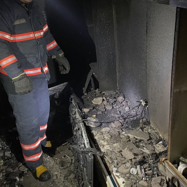 Çankırı'da korkutan ev yangını