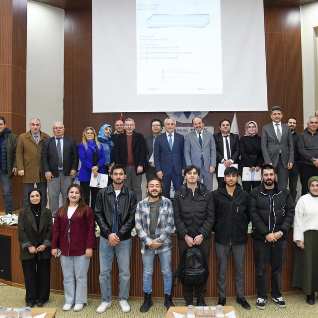 ETÜ'de "İstiklal Marşı'nın Kabulünün 105. yılı ve Mehmet Akif Ersoy" paneli...