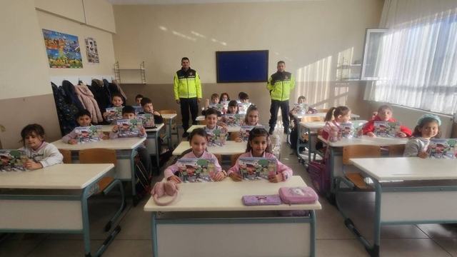 Bilecik'te öğrencilere trafik eğitimi verildi