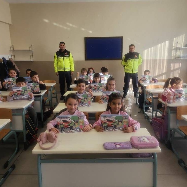Bilecik'te öğrencilere trafik eğitimi verildi