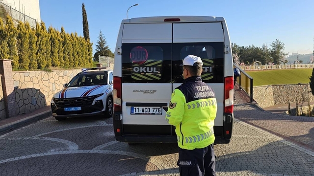 Bilecik'te okul servis araçları denetlendi