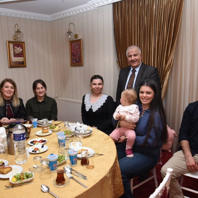 Millî Eğitim Müdürlüğü personeli iftar sofrasında buluştu