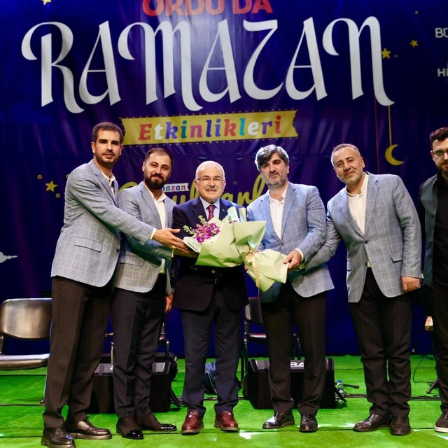 Ordu'da duygu dolu gece: Adıyamanlı Grup Ravza'dan Ordu'ya minnet mesajı