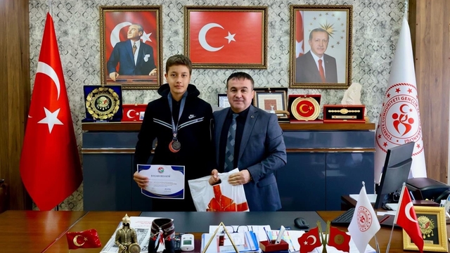 Bilecikli sporcular U14 Türkiye Salon Şampiyonası'nda SEM barajını geçti