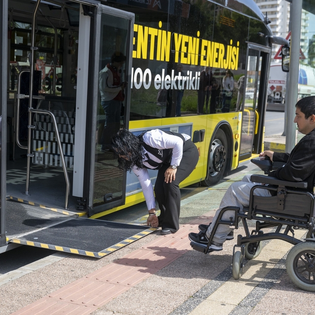 Mersin'de özel bireyler için 'engelsiz ulaşım' uygulaması hayata geçirildi