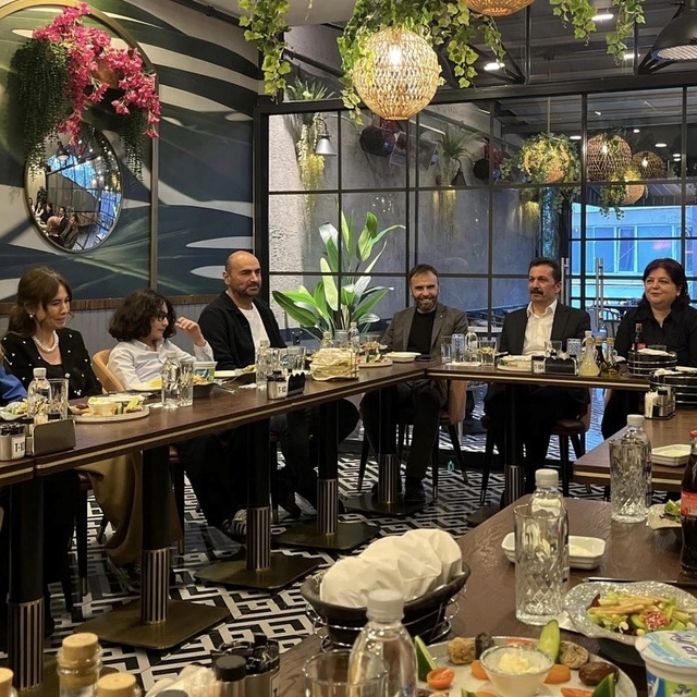 Kütahya İl Emniyet Müdürlüğü iftar sofrasını sevgi evlerinde kalan çocuklar...