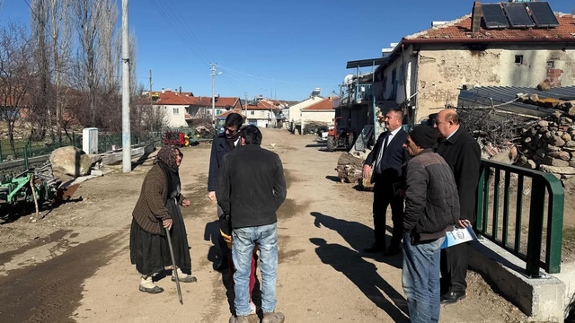 Evi yanan yaşlı kadın için kaymakamlık harekete geçti