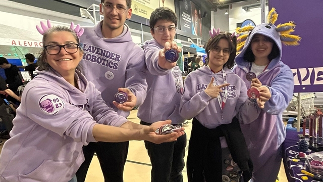 Manisa'da Lavender Robotics Takımı, FRC'de, Turknet altyapısı ile geleceği kodluyor