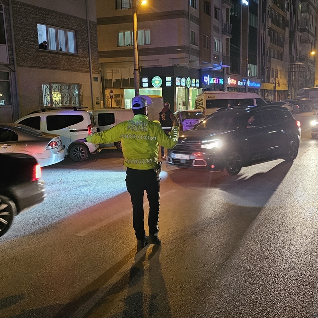 Eskişehir'de asayiş ve trafik denetimi yapıldı