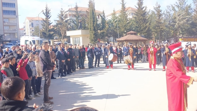 Gölbaşı'nda İstiklal Marşının kabulü kutlandı