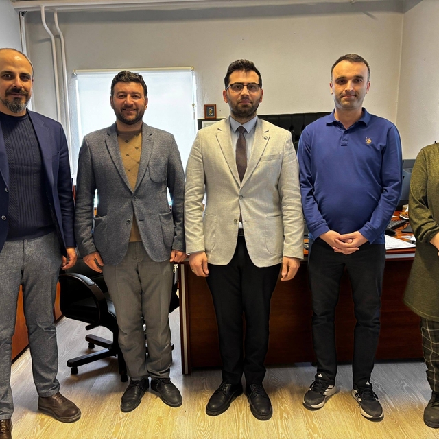 Minik ellerden Gazze'ye büyük destek
Kumbaralarındaki harçlıklarını Gazze'd...