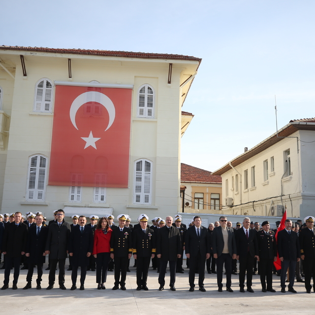 Çanakkale Deniz Zaferi'nin 111. yıl dönümü etkinlikleri Çimenlik Kalesi'nde...