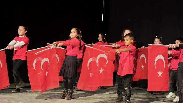 Ahlat'ta İstiklal Marşı'nın Kabulü ve Mehmet Akif Ersoy'u Anma Günü