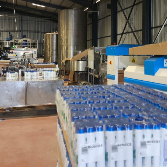 Kocaeli'de jandarma ve zabıtadan kaçak imalathaneye ortak operasyon