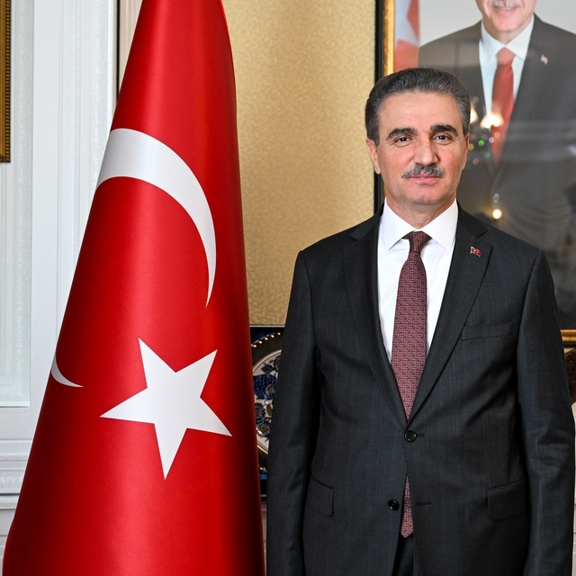 Vali Aydın Baruş; "12 Mart Erzurum'un kurtuluş bayramı kutlu olsun"