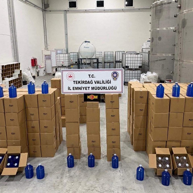 Tekirdağ'da 17 bin 815 litre etil alkol ele geçirildi