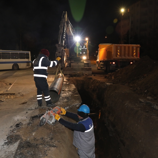 Büyükşehir'den Kartal Kavşağı Projesi için 131 milyon 247 bin TL'lik altyap...