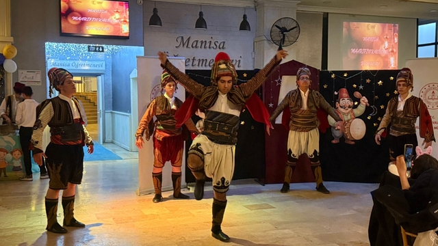 Manisa İl Milli Eğitim'den devlet korumasındaki çocuklara iftar