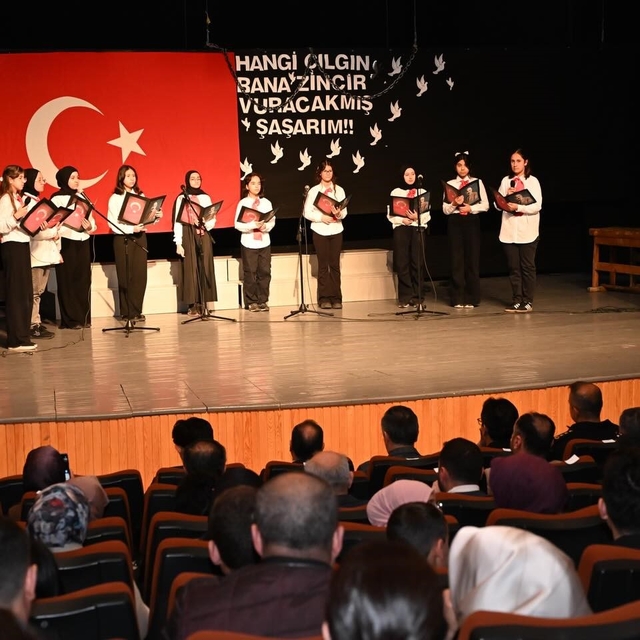 Karaman'da Mehmet Akif Ersoy'u anma programı düzenlendi