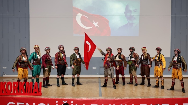 İstiklal Marşı'nın kabulü dolayısıyla tören yapıldı