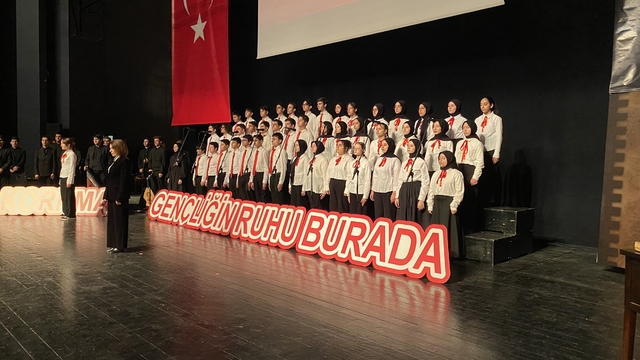 Bursa'da İstiklal Marşı'nın kabulünün 105. yılı törenle anıldı