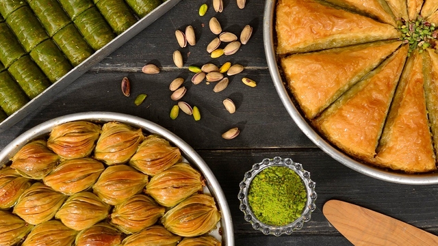 Bayram sofraları MADO'nun geleneksel lezzetleriyle şenleniyor