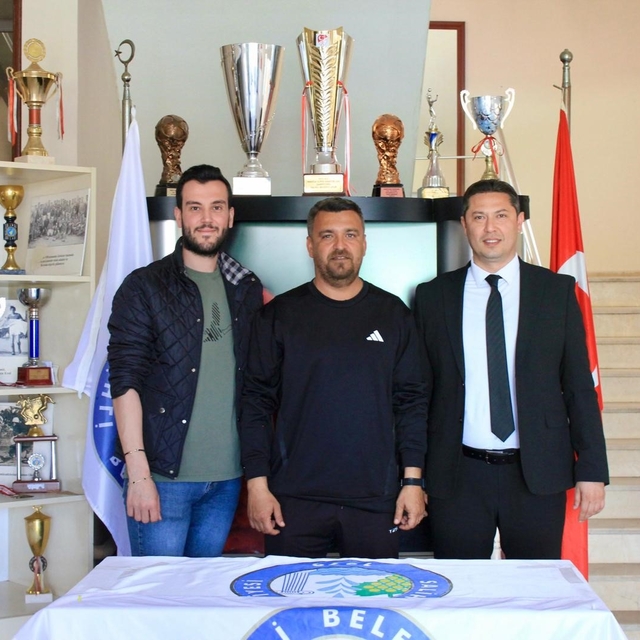 Salihli Belediyespor'da teknik direktörlüğe Kahraman getirildi