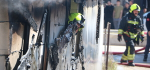 Ev ve yanındaki mobilya atölyesi yandı