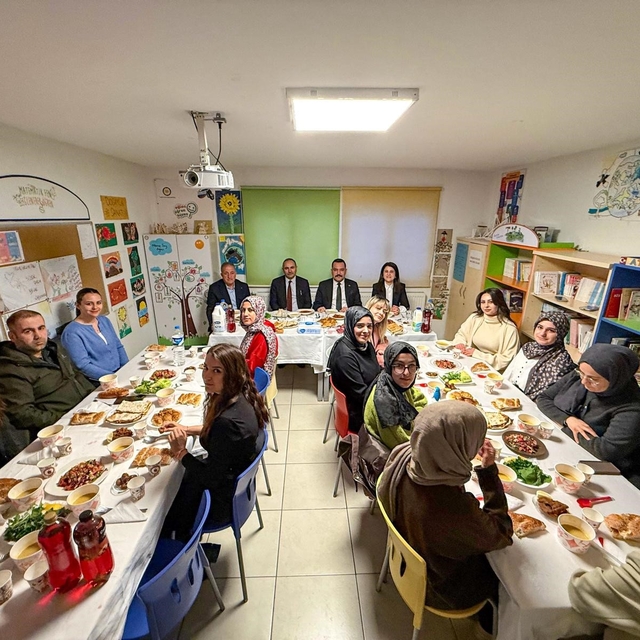 TEGV gönüllüleri ve yöneticiler iftarda buluştu