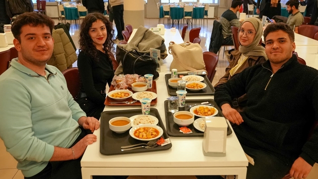 Karabük Üniversitesi'nde "Kızıl Elma İftarı" gerçekleşti
