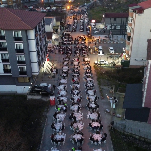 Başkan Kara'dan bin kişilik iftar programı